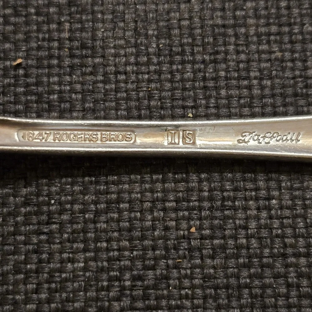 1847 Rogers Bros product set